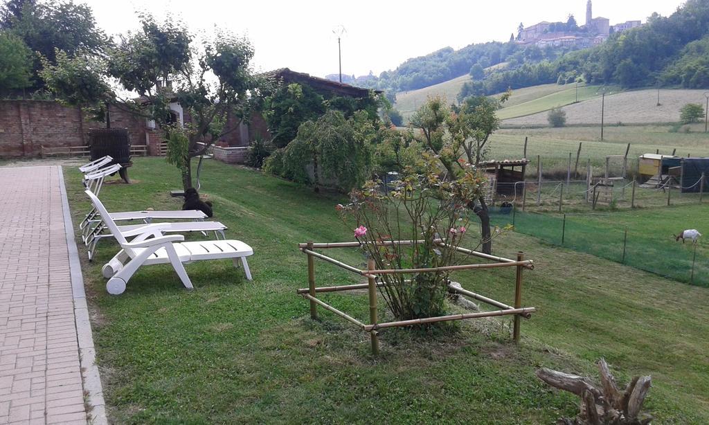 B&B La Coccarda CastellʼAlfero Extérieur photo